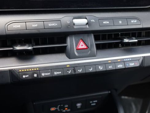 Used 2025 Kia K4 FWD image 22