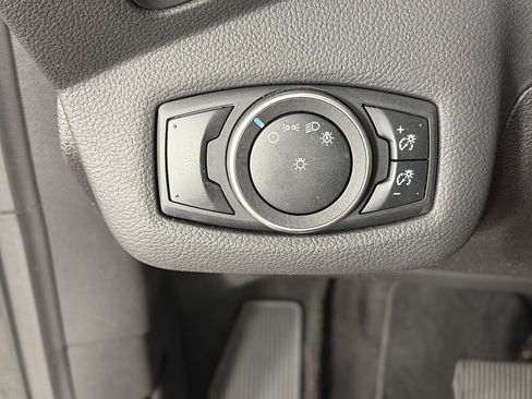 Used 2017 Ford Escape S FWD image 27
