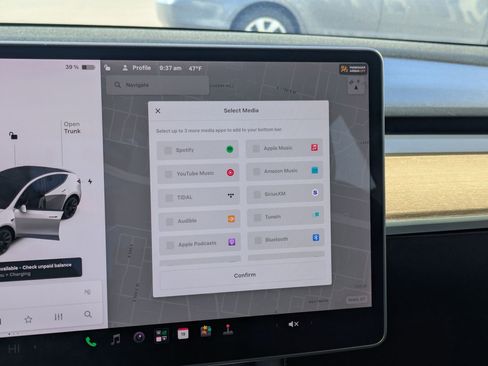 Used 2021 Tesla Model Y Long Range AWD/4WD image 24