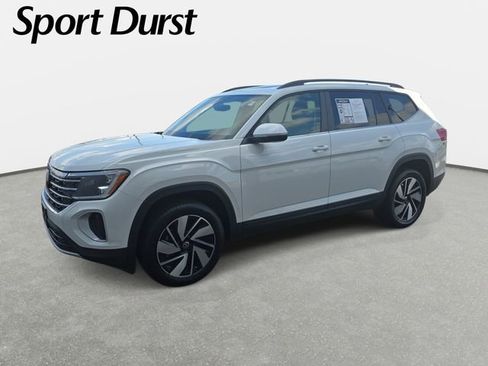 Used 2024 Volkswagen Atlas SE w/ Panoramic Sunroof Package FWD image 1