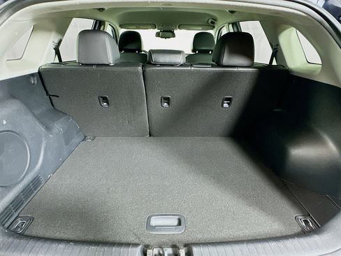 Used 2022 Kia Niro EX image 28