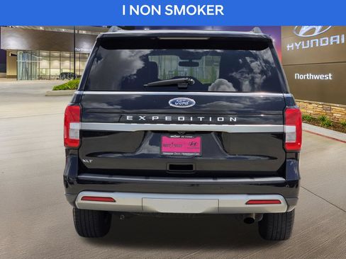 Used 2024 Ford Expedition XLT RWD image 8