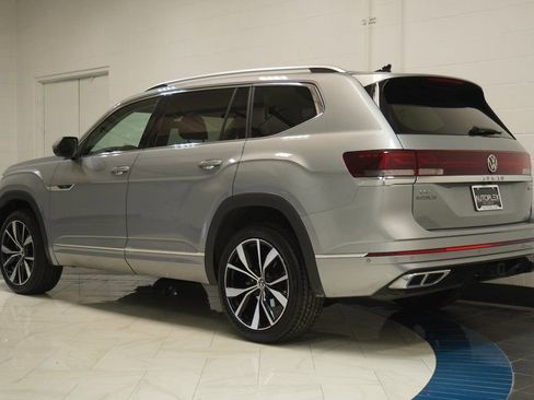 Used 2024 Volkswagen Atlas SEL Premium R-Line AWD/4WD image 26