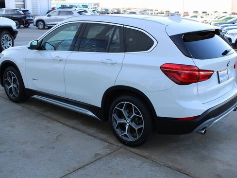 Used 2017 BMW X1 xDrive28i image 4