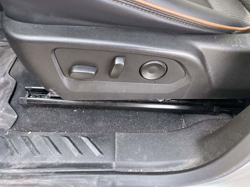 Used 2024 GMC Canyon AT4 w/ Canyon Safety Plus Package image 30