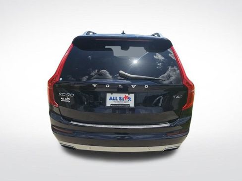 Used 2017 Volvo XC90 T6 Momentum w/ Vision Package AWD/4WD image 6