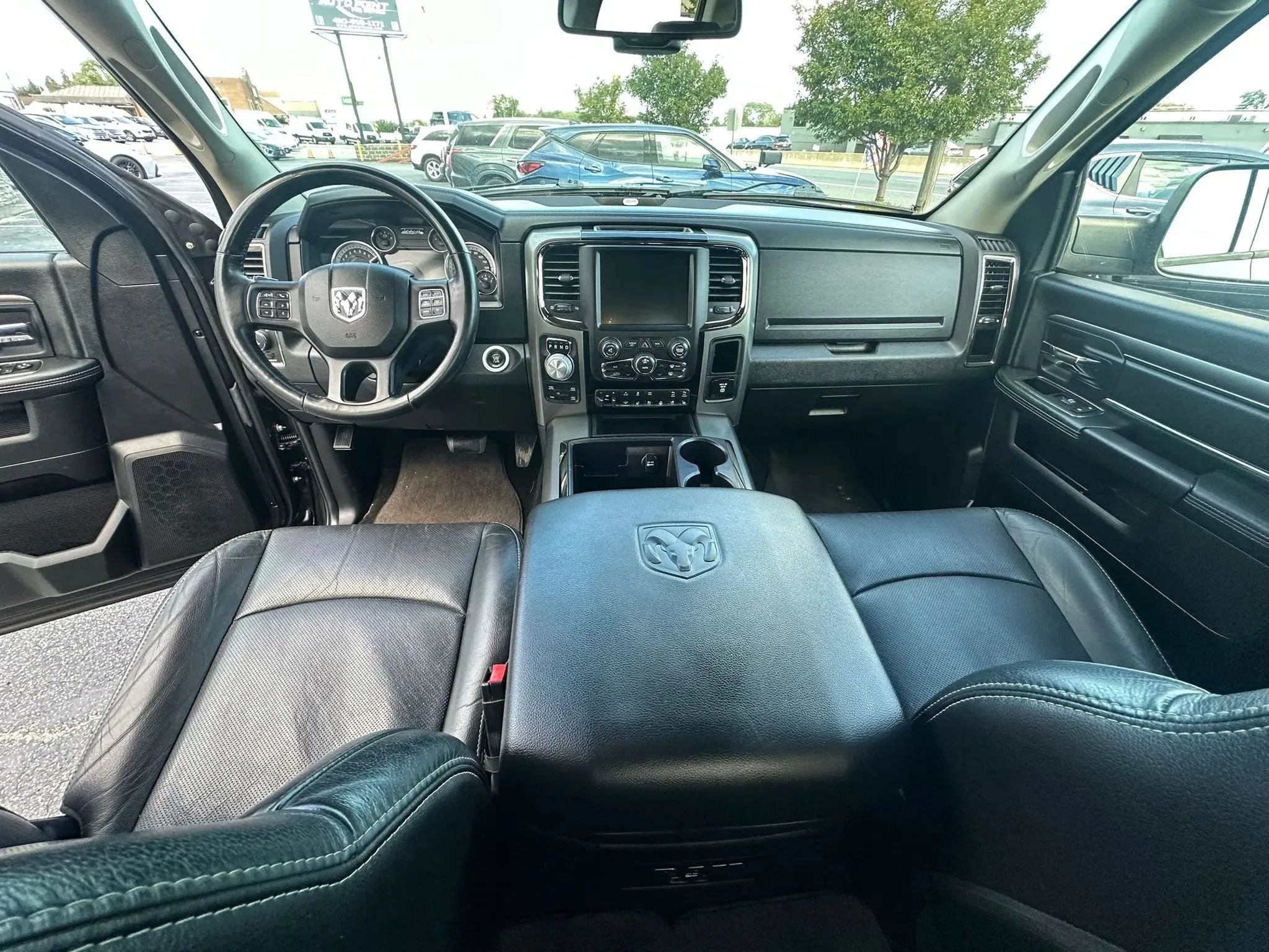 Used 2015 RAM 1500 Sport w/ Black Ram 1500 Sport Group AWD/4WD image 10