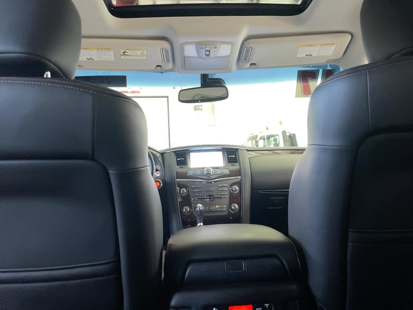 Used 2017 Nissan Armada SL w/ Technology Package AWD/4WD image 8