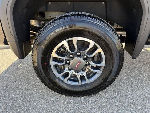 New 2026 GMC Sierra 2500 SLT w/ Texas SLT Premium Package image 12