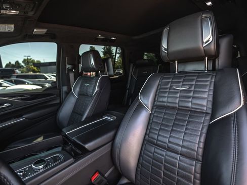 Used 2024 Cadillac Escalade V w/ LPO, Floor Liner Package AWD/4WD image 21