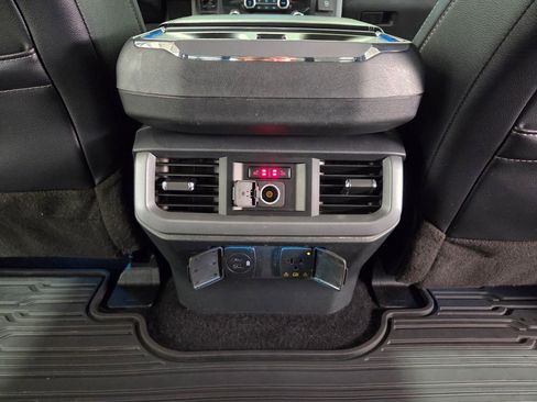 Used 2023 Ford F150 Lariat w/ Equipment Group 502A High AWD/4WD image 28