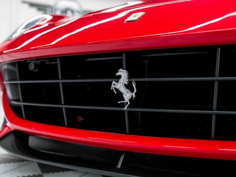 Used 2014 Ferrari F12 Berlinetta image 14