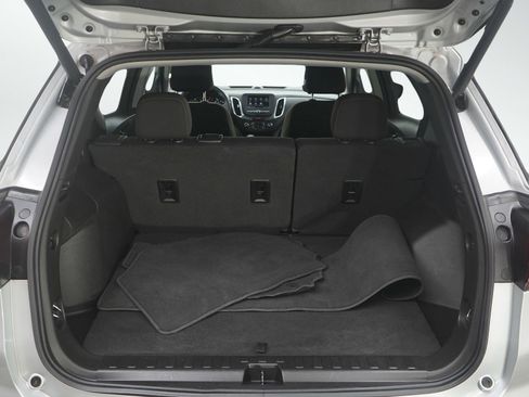 Used 2022 Chevrolet Equinox LT image 9