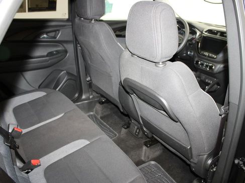 Used 2023 Chevrolet TrailBlazer LT w/ Convenience Package image 29