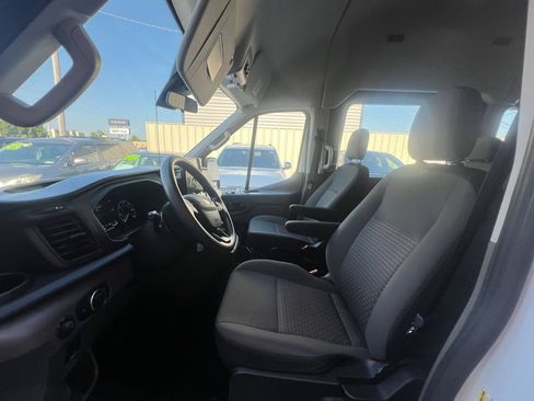 Used 2023 Ford Transit 350 XLT RWD image 25