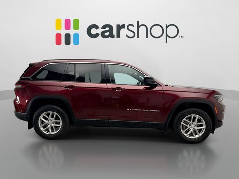 Used 2024 Jeep Grand Cherokee Laredo X w/ Luxury Tech Group I AWD/4WD image 6