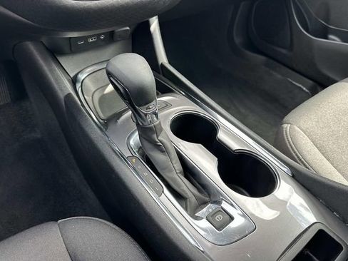 Used 2024 Chevrolet Malibu LT image 22