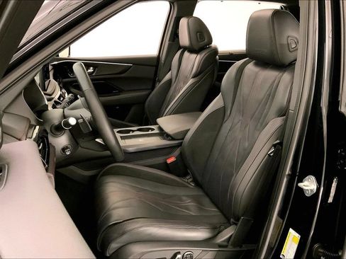 Used 2025 Acura MDX Type S AWD/4WD image 13