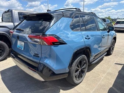 Used 2023 Toyota RAV4 XSE AWD/4WD image 8