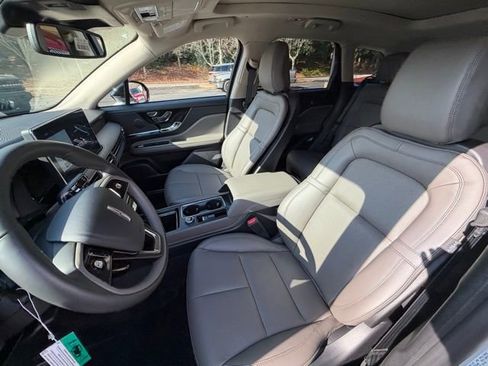 New 2026 Lincoln Corsair Grand Touring image 14