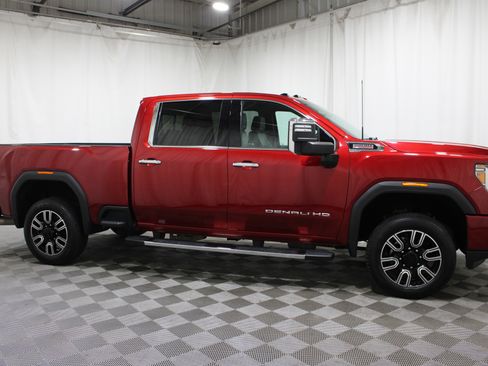 Used 2022 GMC Sierra 2500 Denali AWD/4WD image 29