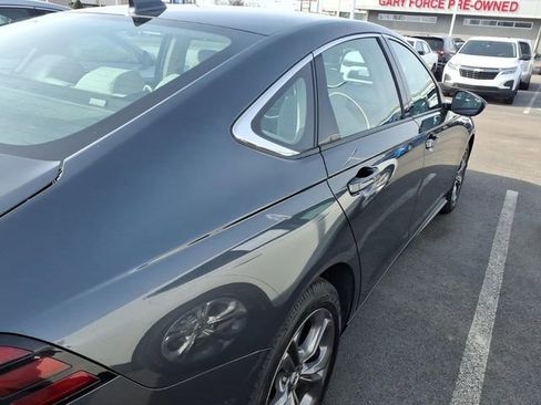 Certified 2023 Honda Accord EX image 18
