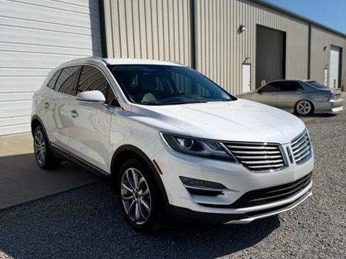 Used 2015 Lincoln MKC FWD w/ Equipment Group 101A Select image 3