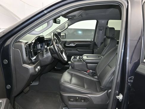 Used 2025 GMC Sierra 1500 SLT AWD/4WD image 15