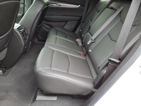 Certified 2024 Cadillac XT5 Luxury image 11