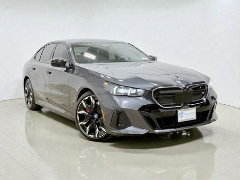 Used 2024 BMW i5 M60 w/ Premium Package image 6