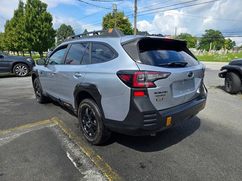 Used 2022 Subaru Outback Wilderness AWD/4WD image 5