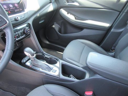 Used 2023 Buick Encore GX Select w/ Sport Touring Package AWD/4WD image 16
