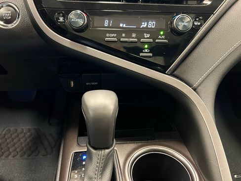 Used 2024 Toyota Camry XSE image 21