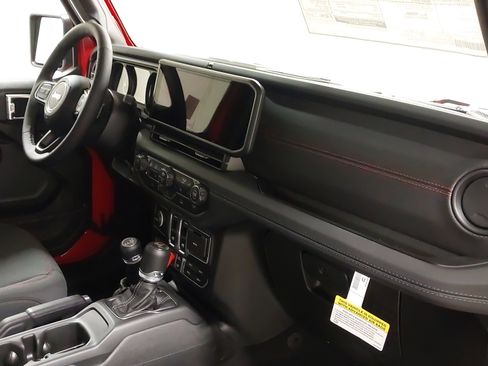 New 2026 Jeep Wrangler Rubicon image 29