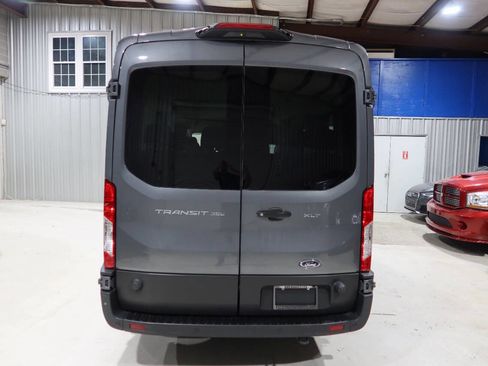 Used 2024 Ford Transit 350 XLT RWD image 4