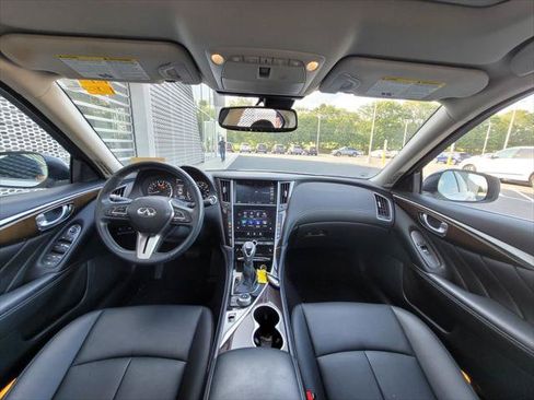Used 2019 INFINITI Q50 Luxe w/ Essential Package (3.0T Luxe) AWD/4WD image 20
