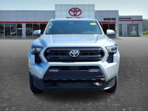 New 2026 Toyota Tacoma SR5 AWD/4WD image 2