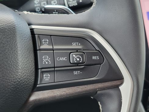 Used 2022 Jeep Grand Cherokee Limited 4xe AWD/4WD image 14
