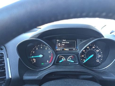 Used 2018 Ford Escape SEL image 11