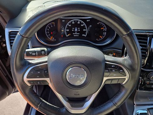 Used 2019 Jeep Grand Cherokee Limited image 20