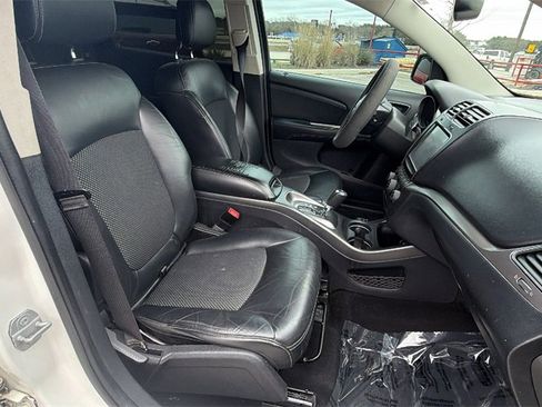 Used 2016 Dodge Journey Crossroad image 39