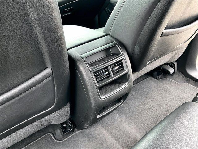 Used 2025 Cadillac XT5 Luxury FWD image 26
