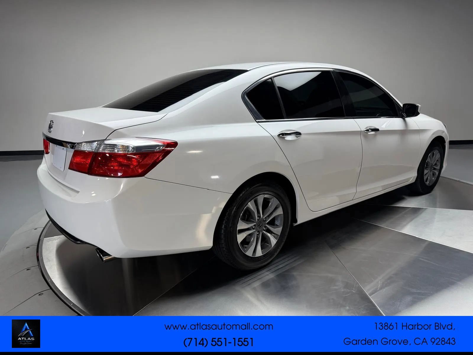 Used 2015 Honda Accord LX image 2