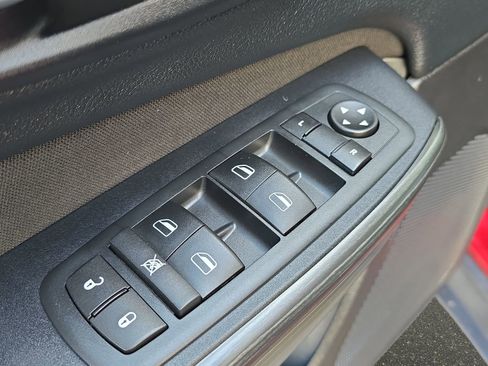 Used 2016 Jeep Cherokee Sport AWD/4WD image 28