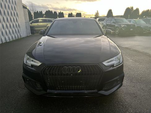Used 2018 Audi S4 Prestige w/ Prestige Package image 3