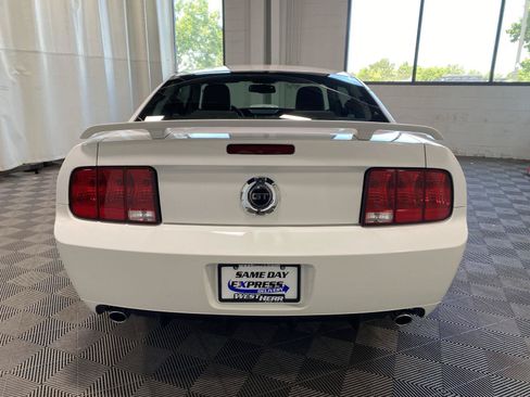 Used 2008 Ford Mustang GT RWD image 7