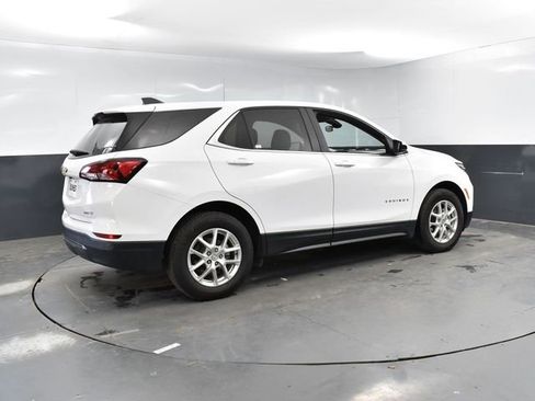Used 2024 Chevrolet Equinox LT image 9