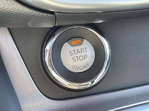 Used 2024 Nissan Murano SL image 30