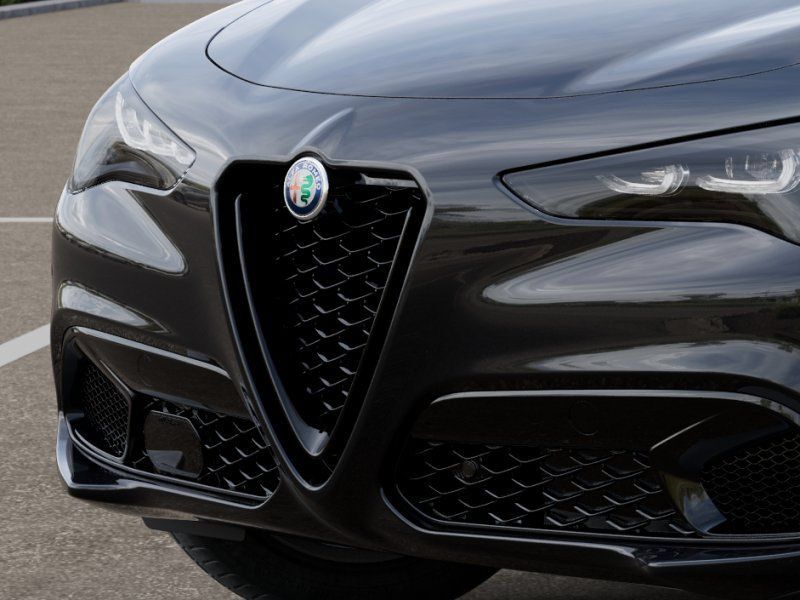 New 2025 Alfa Romeo Stelvio Sprint w/ Convenience Package AWD/4WD image 12