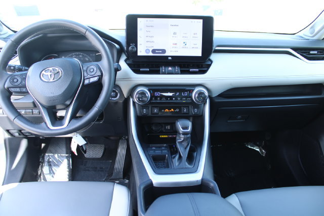 Used 2023 Toyota RAV4 XLE Premium FWD image 14